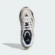 Жіночі Кросівки Lightblaze adidas JH6962 42 (8 UK) бежевий (4067904526902) - зображення 3