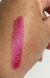 Зволожувальна мерехтлива губна помада Avon "Ультра" 85 Зоряно-пурпуровий (85 Stellar Magenta) 3,6г - зображення 5