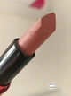 Зволожувальна кремова губна помада Avon «Ультра» Пудрова мрія(Blush Nude) 3,6 г - изображение 1