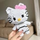 3D-конструктор из наноблоков Hello Kitty в костюме белого тигра с розовым бантом - изображение 2