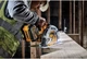 Акумуляторна циркулярна пила DeWalt 18V XR FLEXVOLT ADVANTAGE 190 мм без акумулятора та зарядного пристрою (DCS573NT-XJ) - зображення 5