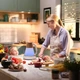Електрочайник Russell Hobbs Calm, 1.7л, скло, біло-мідний (00109411) - изображение 8