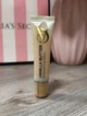 Блиск для губ Victoria's Secret Flavored Lip Gloss Vanilla Butter, 13 г. - зображення 1
