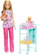 Лялька Барбі Педіатрг Білявка з двома малюками Barbie Careers Baby Doctor Blonde (JMK12) (JMK12) - зображення 3