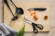 Кухонний ніж Fiskars Essential для сиру 21 см Black 1065587 - зображення 4