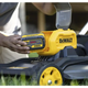 Газонокосарка акумуляторна DeWalt XR FLEXVOLT 54В 53см 67л 25-102мм 29кг без АКБ та ЗП - изображение 4