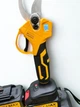 Секатор аккумуляторный AlFAR PRO DCM680P2 48V 6Ah без щеточный до 30 мм 2 АКБ - изображение 4