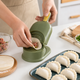 Форма для лепки вареников и пельменей 2в1 Dumpling Maker пластик Green (8648) - изображение 4