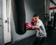 Тренировочные перчатки TITLE Boxing Boxeo Mexican Leather Training Gloves Quatro Красный 16 oz - изображение 6