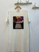 Женское платье-футболка мини Цветочный кот Modna KAZKA MKSH2444/1 - 42/44, Айворі - изображение 2