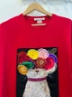 Женское платье-футболка мини Цветочный кот Modna KAZKA MKSH2444/1 - 54/56, Червоний - изображение 4