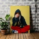 Интерьерная картина Билли Айлиш в красных штанах, Billie Eilish, 60×43 см (id3867) - изображение 1