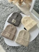 Женская с невысокой лопаткой с двойным отворотом One Size Чёрный с белой вышивкой (Шапка Miu Miu 550) - изображение 5