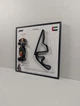 3D Картина На Стіну 25x25 см з Моделлю Bburago Red Bull Racing RB21 Formula One Team в Масштабі 1:43 Переможне Гран-Прі 2025р. для № 1 Max Verstappen та 3D траса Abu Dhabi GP "Yas Marina Circuit" / Сезон 2025 / Формула 1 / Макс Ферстаппен - изображение 6