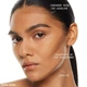 Кремовый скульптор в стике Makeup by Mario Softsculpt Shaping Stick (Medium) 4 g Mini - изображение 3