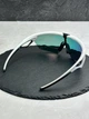 Солнцезащитные очки Oakley Sphaera OO9403 белые с линзой Prizm Ruby, спортивный щиток, мужские, - изображение 5