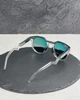 Солнцезащитные очки Oakley HSTN OO9242 прозрачные круглые с линзой Prizm Ruby, поляризованные, зеркальные, унисекс, - изображение 5