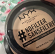 Фінішна пудра для обличчя NYX Cosmetics NoFilter Finishing Powder відтінок 05 Light Beige NFFP05 - зображення 5