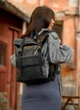 Женский городской рюкзак RollTop из экокожи для повседневного использования с регулируемым объемом и карманами, черный принт крокодил 60605 - изображение 14