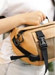Велика жіноча поясна сумка бананка з екошкіри Sambag DynamicDart бежева 60521 - зображення 3