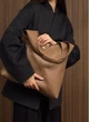 Жіноча сумка Sambag HOBO M кавова з екокожі стильна жіноча hobo-сумка 51921 - зображення 3