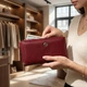 Женский горизонтальный тонкий кошелек из натуральной кожи ST Leather бордового цвета (bg193fash26) - изображение 2