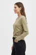 Кофта жіноча однотонна бежевого кольору Fashion розмір 42-44 (216069) - зображення 2