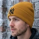 Шапка бини NY горчичная акриловая демисезонная осень весна для девушки и парня, желтый вязаный головной убор шапка универсальная - изображение 5