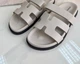 Сандалі Hermes Chypre Light Grey 43 - изображение 5