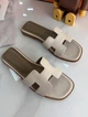 Тапочки Hermes Oran Beige / Ivory 37 - изображение 1