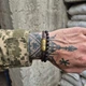 Браслет мужской Bullet из лавового камня и плетенного кожаного шнура с латунной бусиной - изображение 7