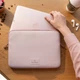 Чехол Tucano One для MacBook Neo Розовый (BFONEMBN13-PK) - изображение 3