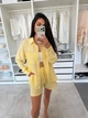 Костюм женский двойка из муслина с рубашкой свободного кроя на пуговицах и шортами на резинке G&M k-131105 42-44 Размер цвет желтый - изображение 1