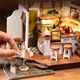 Румбокс конструктор NO.17 Cafe модель мини домик с LED подсветкой Robotime - изображение 7