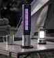 Портативная лампа-уничтожитель насекомых с USB Type-C зарядкой, аккумулятором 1200mAh, таймером, электрической сеткой 1800V, черная с серебристым - изображение 3