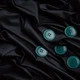 Тканина трикотаж SILKY 160 г/м2 ширина 175 см преміальна блискуча тканина для легінсів і топів чорна - зображення 4