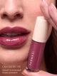 Блиск для губ Farmasi Royal Cherry Cranberry pie 8 мл - изображение 5
