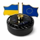 Автомобильный ароматизатор-диффузор “Знамя” на солнечной батарее • Освежитель воздуха в машину с декоративными флагами Украины и ЕС для панели авто 58212 - изображение 1