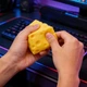 Іграшка-антистрес Squeeze Cheese Сир ароматний сквіш для дітей і дорослих ароматизований м'який шматок сиру 6х6 см - зображення 3