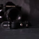 Женский кожаный ремень из натуральной кожи узкий для брюк и джинсов с классической пряжкой черный 69690 - изображение 5