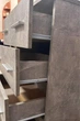 Комод Компаніт 3А 61×39×69 см, Ательє світлий, з 3 висувними шухлядами, роликові напрямні, комод для спальні, вітальні, передпокою та дитячої - зображення 3