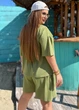 Женский летний костюм с футболкой и шортами K065 3XL-4XL (58-60) Оливковый - изображение 5