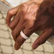 Смарт-кільце Oura Ring 4 Ceramic Cloud Size 7 Розумне кільце для контролю сну, пульсу та здоров'я - изображение 4
