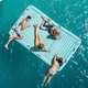 Надувний пліт-матрац Intex 56289 Острів величезне водне ліжко шезлонг для плавання і відпочинку на воді з ручками - изображение 6
