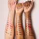 Błyszczyk do ust M.A.C Lipglass nabłyszczający Zephyr 5 ml (0773602729555) - obraz 4