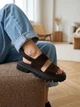Жіночі босоніжки PARADIZE SHOES коричневого кольору із натуральної замші з широкими ремінцями на липучках 39 розмір (устілка 24,7 см) - зображення 2