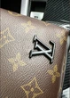 Чоловіча нагрудна сумка Louis Vuitton Avenue коричнева - зображення 5