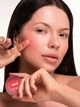 Кремовые румяна ZOLA Cream Blush - Coral Pop (2.4 g) - изображение 6
