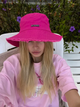 Панама Jacquemus малинового цвета на объем головы 54-58 см, повседневная розовая панама с шейным шнурком - изображение 3