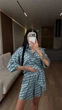 Женский костюм тройка шелковый голубой 42-46 с1528.352.01 - изображение 5